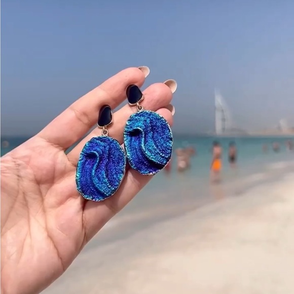 Van Gogh Style Abstract Painting Earrings- 2025 Trend (Simulated Natural Stone) - Picture 1 of 9